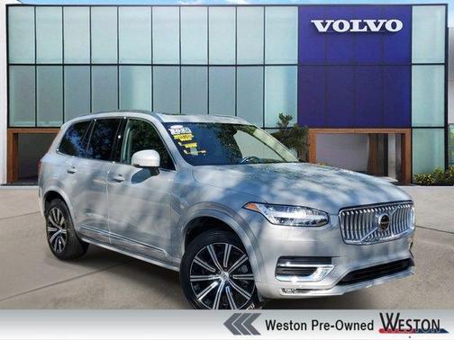 2025 Volvo XC90 B5 Core
