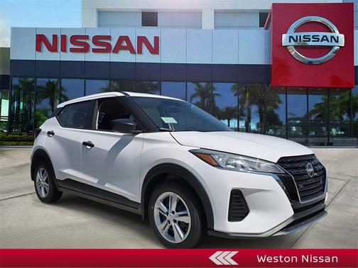 2025 Nissan Kicks Play S