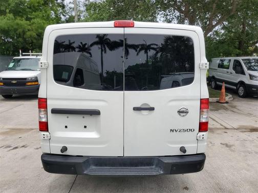 2021 Nissan NV Cargo NV2500 HD S/SV V6/V8