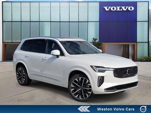 Crystal White Pearl 2026 Volvo XC90 B6 Plus 7-Seater