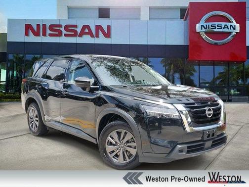 2022 Nissan Pathfinder S