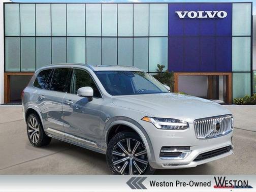 2025 Volvo XC90 B5 Core