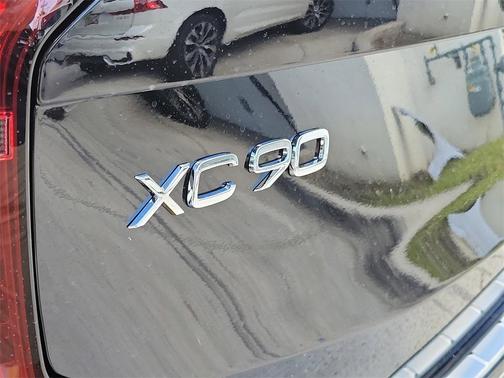 2026 Volvo XC90 Plug-In Hybrid T8 Ultra 7-Seater