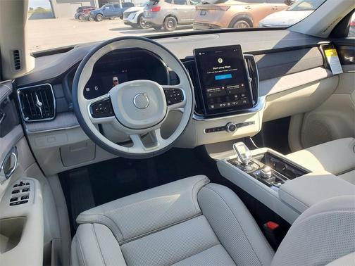 2026 Volvo XC90 B6 Ultra 7-Seater