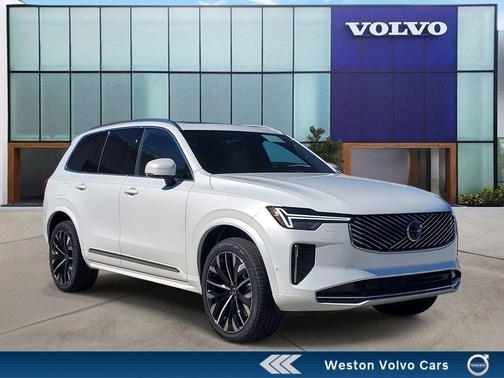 Crystal White Pearl 2026 Volvo XC90 B6 Ultra 7-Seater