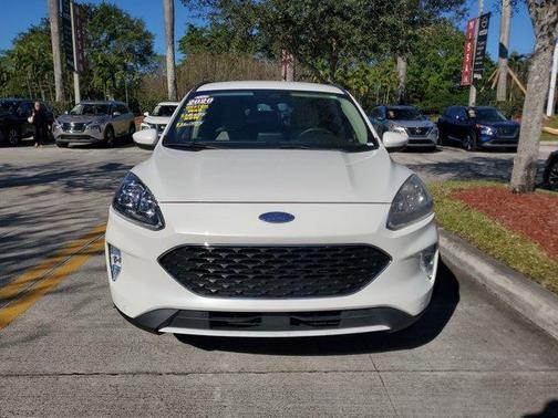 2020 Ford Escape Titanium Hybrid