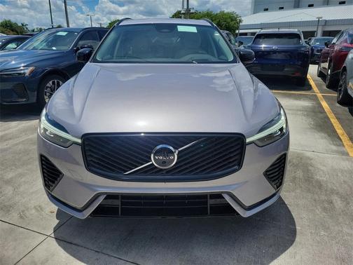 2026 Volvo XC60 T8 ULTRA
