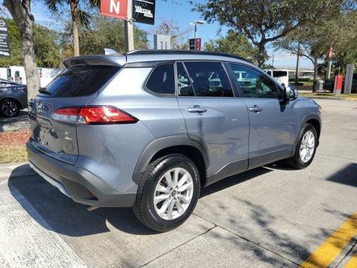 2022 Toyota Corolla Cross LE