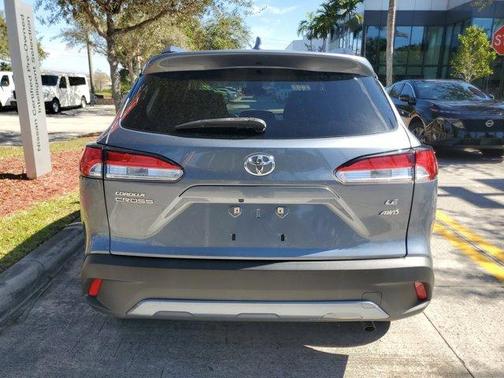 2022 Toyota Corolla Cross LE