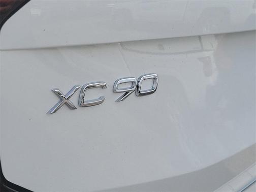 2026 Volvo XC90 Plug-In Hybrid T8 Core