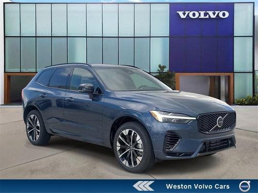 2026 Volvo XC60 T8 PLUS