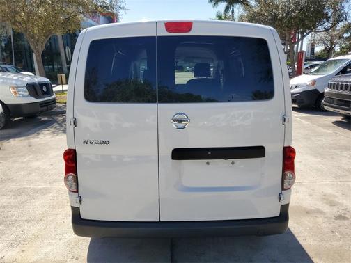 2021 Nissan NV200 S
