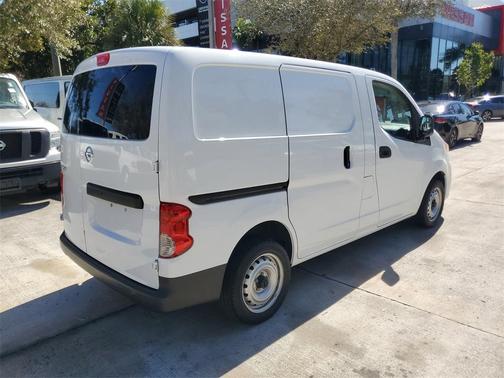 2021 Nissan NV200 S
