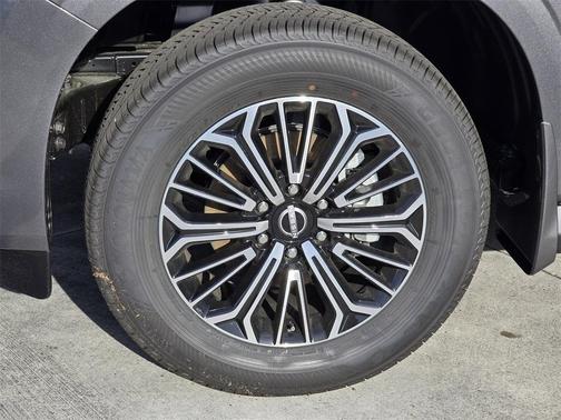 2025 Nissan Armada Platinum