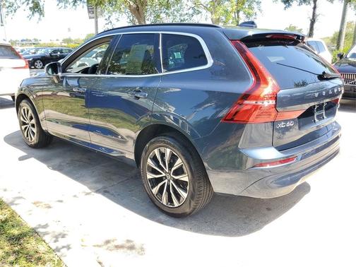 2023 Volvo XC60 B5 Core