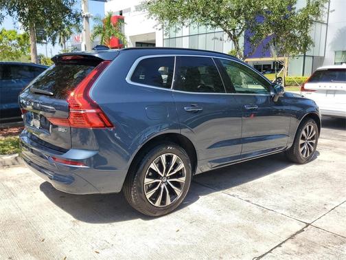 2023 Volvo XC60 B5 Core