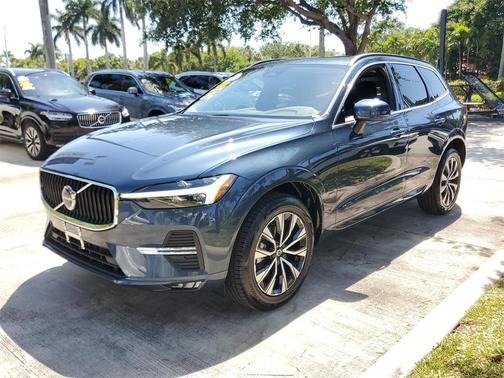 2023 Volvo XC60 B5 Core