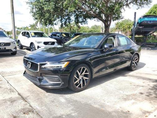 Black Stone 2019 Volvo S60 T5 Momentum