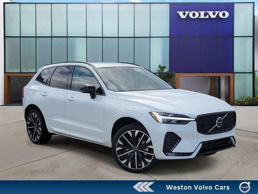 2026 Volvo XC60 B5 Ultra
