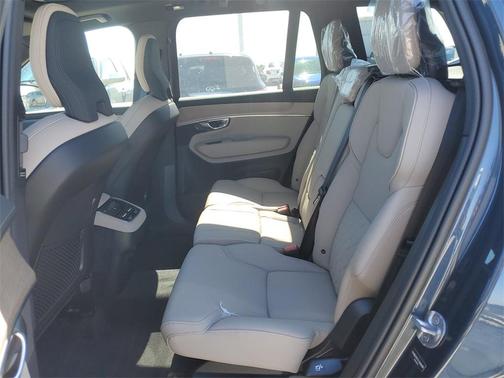 2026 Volvo XC90 B6 Plus 7-Seater