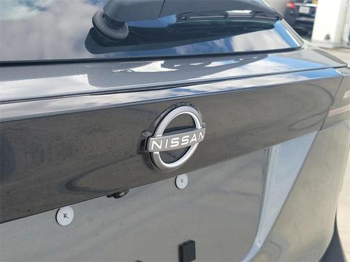 Gun Metallic 2026 Nissan Kicks S