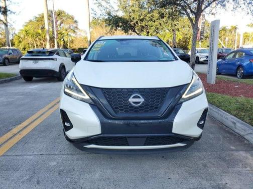 2023 Nissan Murano SV