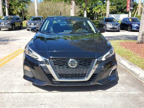 2021 Nissan Altima 2.5 SV