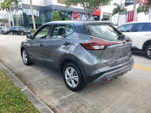 Gun Metallic 2023 Nissan Kicks S
