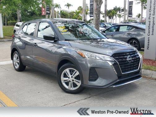 Gun Metallic 2023 Nissan Kicks S