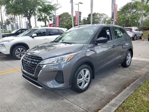 Gun Metallic 2023 Nissan Kicks S