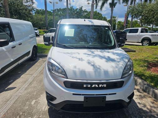 Bright White 2022 RAM ProMaster City Base