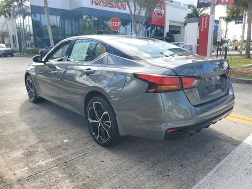 2025 Nissan Altima SR