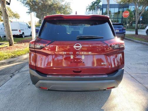 2022 Nissan Rogue SV