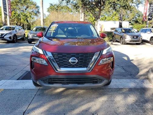 2022 Nissan Rogue SV