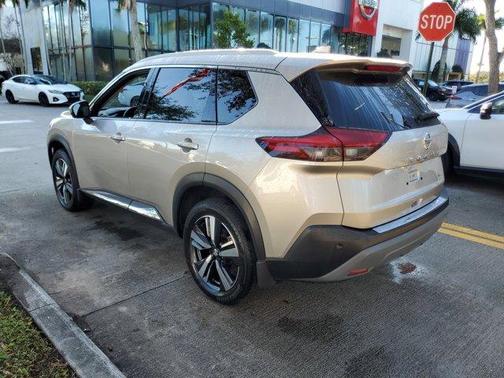 2021 Nissan Rogue SL