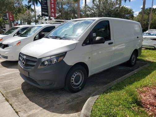 2021 Mercedes-Benz Metris Base
