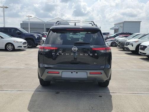 Super Black 2026 Nissan Pathfinder SL