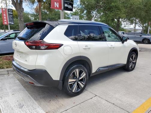 2023 Nissan Rogue SL