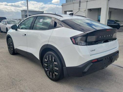 2026 Nissan Leaf PLAT+