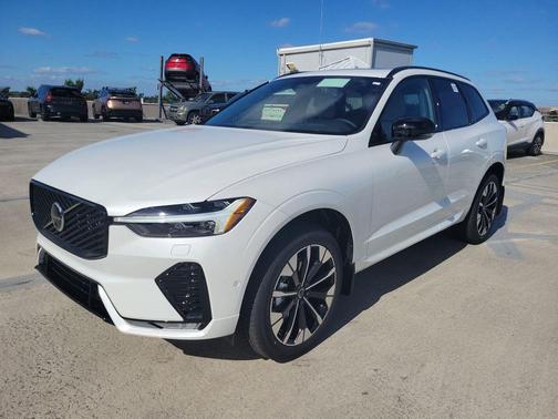 Crystal White 2026 Volvo XC60 B5 Plus