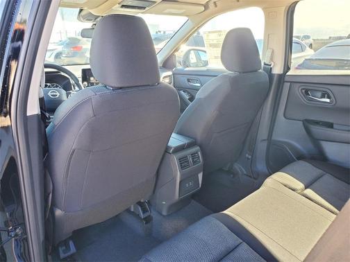 2026 Nissan Rogue DA