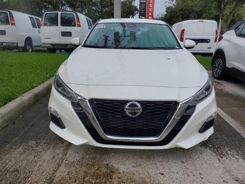 2021 Nissan Altima 2.5 SV