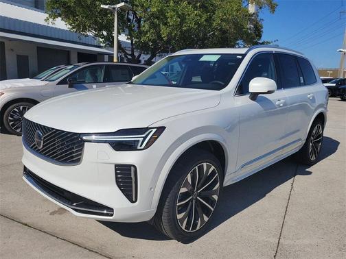 2026 Volvo XC90 B5 Plus 7-Seater