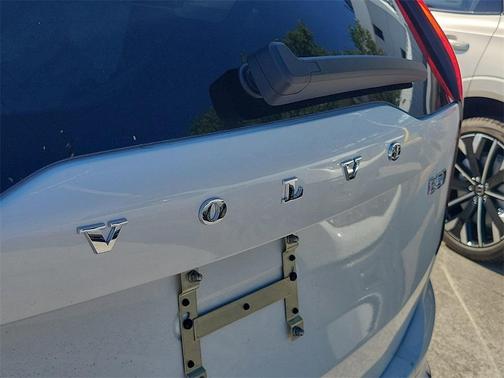 2026 Volvo XC90 B5 Plus 7-Seater