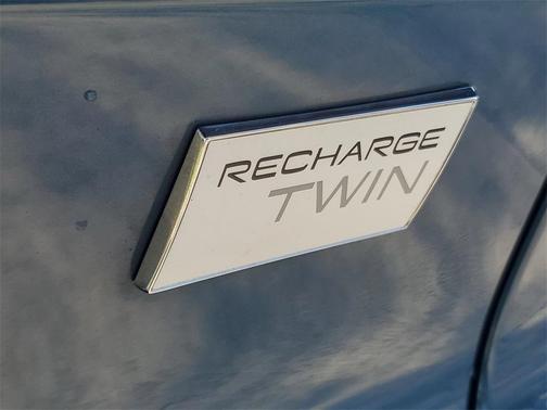 2023 Volvo C40 Recharge Pure Electric Twin Plus