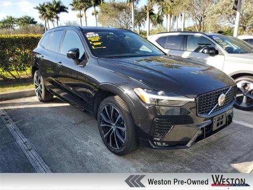 2025 Volvo XC60 B5 Plus