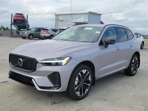 2026 Volvo XC60 B5 Plus
