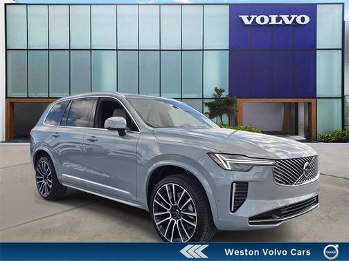 2025 Volvo XC90 B5 Plus 6-Seater