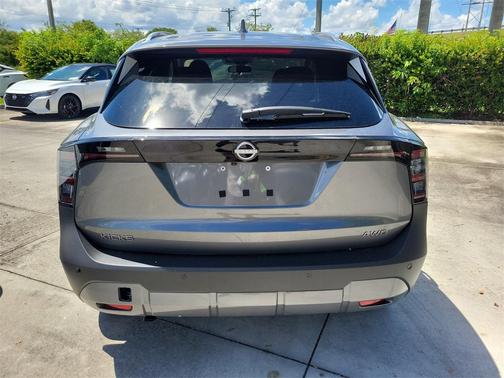 2025 Nissan Kicks SV