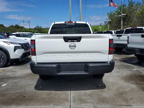 2026 Nissan Frontier S